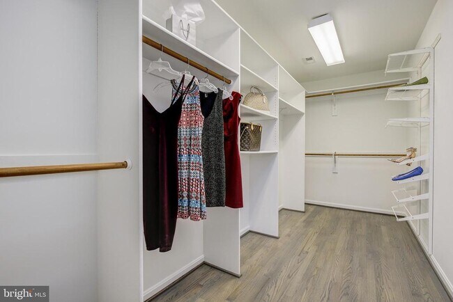 Building Photo - 710 Parrish Farm Ln