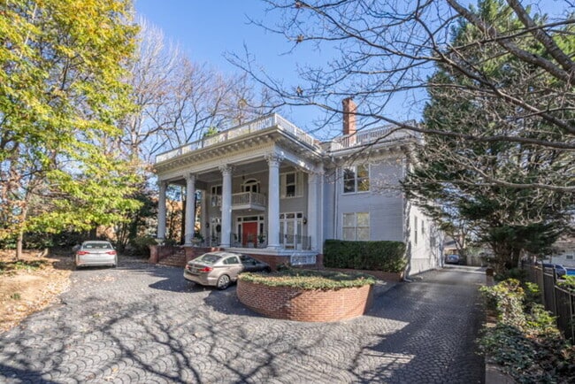 Building Photo - 893 Piedmont Ave NE