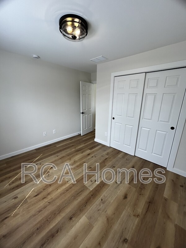 Building Photo - 3449 E 26th St