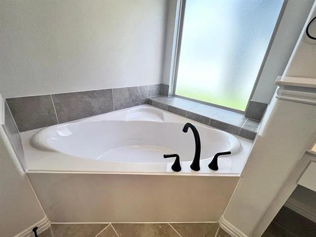 Building Photo - 1809 Ordonez Dr