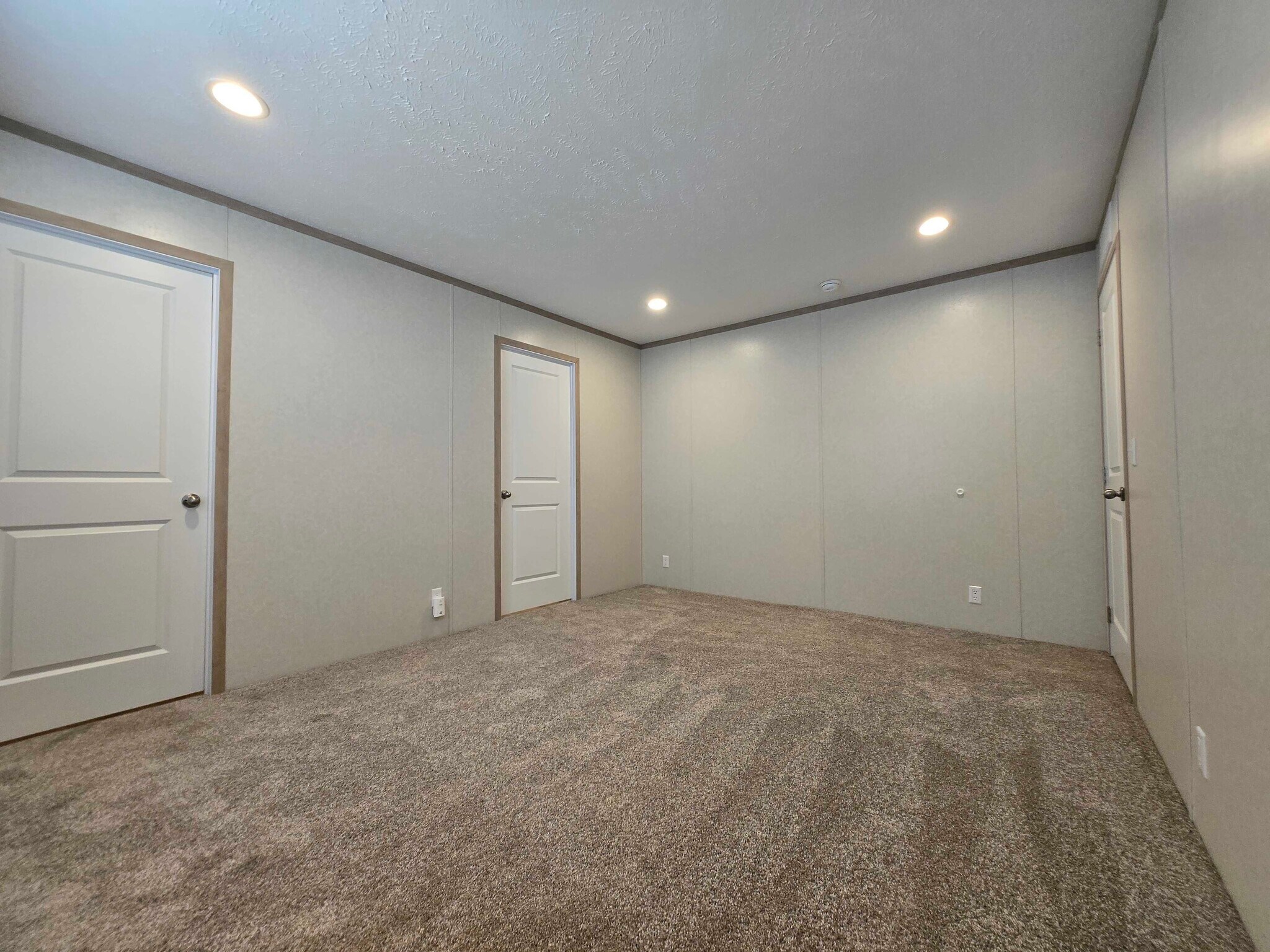 Building Photo - 52758 S Yorktown Ct