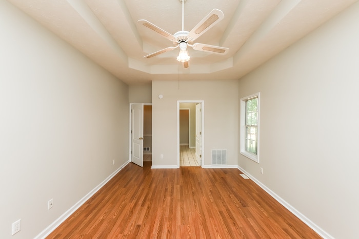 Building Photo - 122 Hunter's Pointe Ct