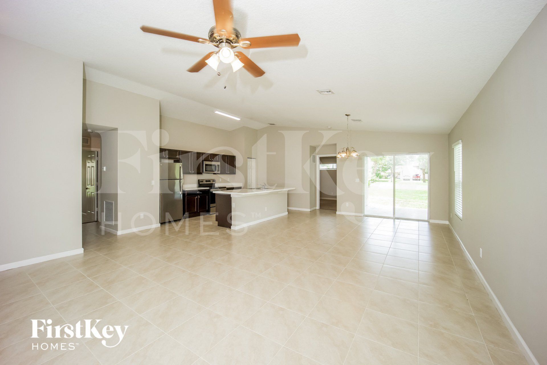 Building Photo - 154 NW Curtis St