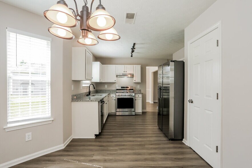 Building Photo - 1413 Cater Ct