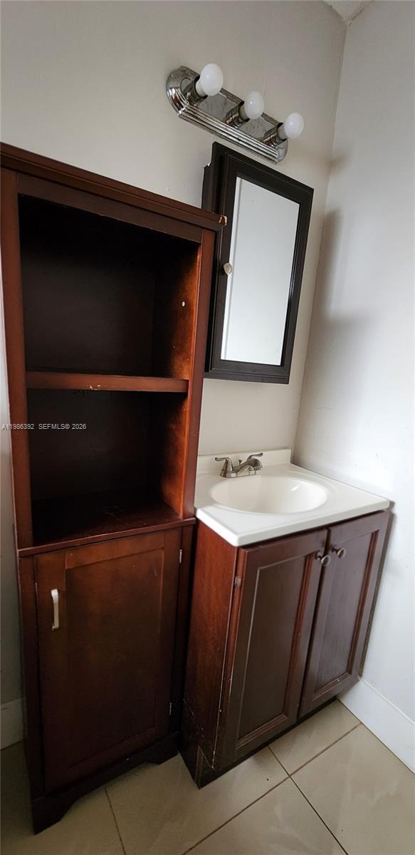 Building Photo - 1818 SW 22nd St