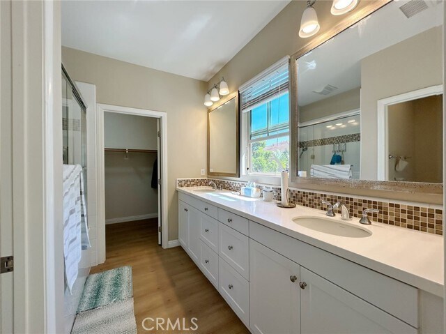 Building Photo - 59 Coleridge