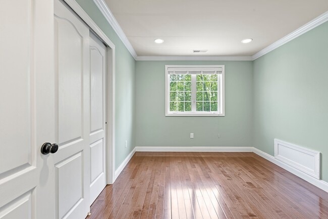 Building Photo - 46 Hound Pack Cir