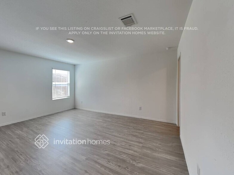 Building Photo - 164 Parish Ln