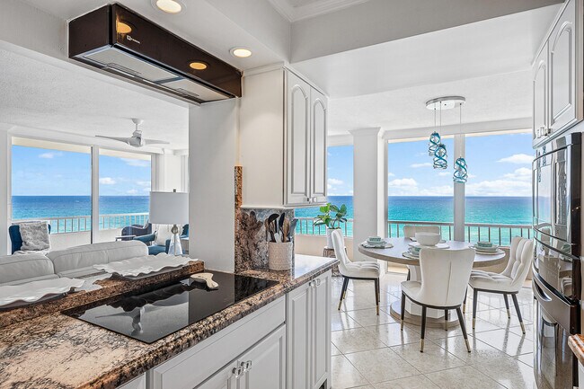 Building Photo - 5540 N Ocean Dr