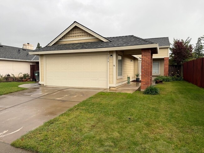 Primary Photo - 9256 Colonsay Way
