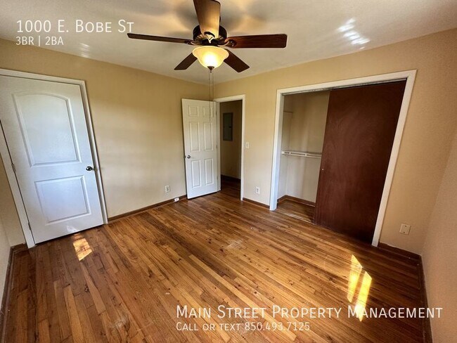 Building Photo - 1000 E Bobe St