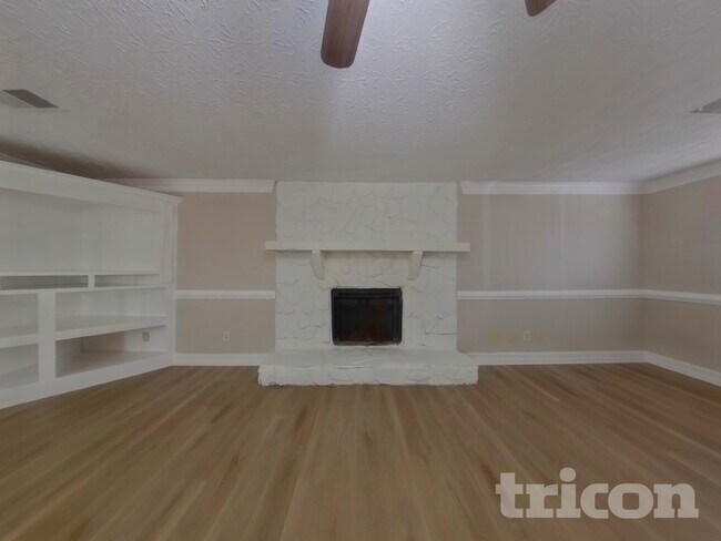 Building Photo - 20 Summerfield Ct