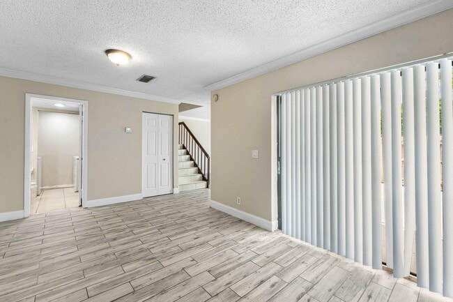 Building Photo - 1534 Forest Lakes Cir