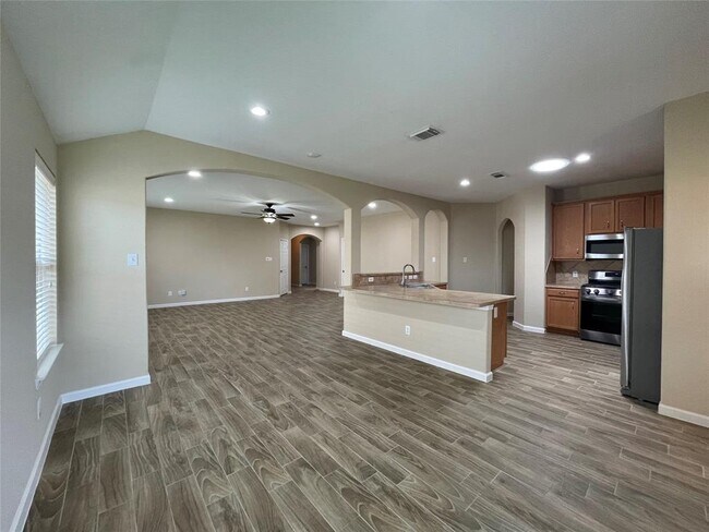 Building Photo - 6110 Moran Crest Dr