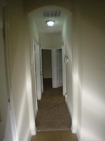 Building Photo - 209 Bird Creek Dr