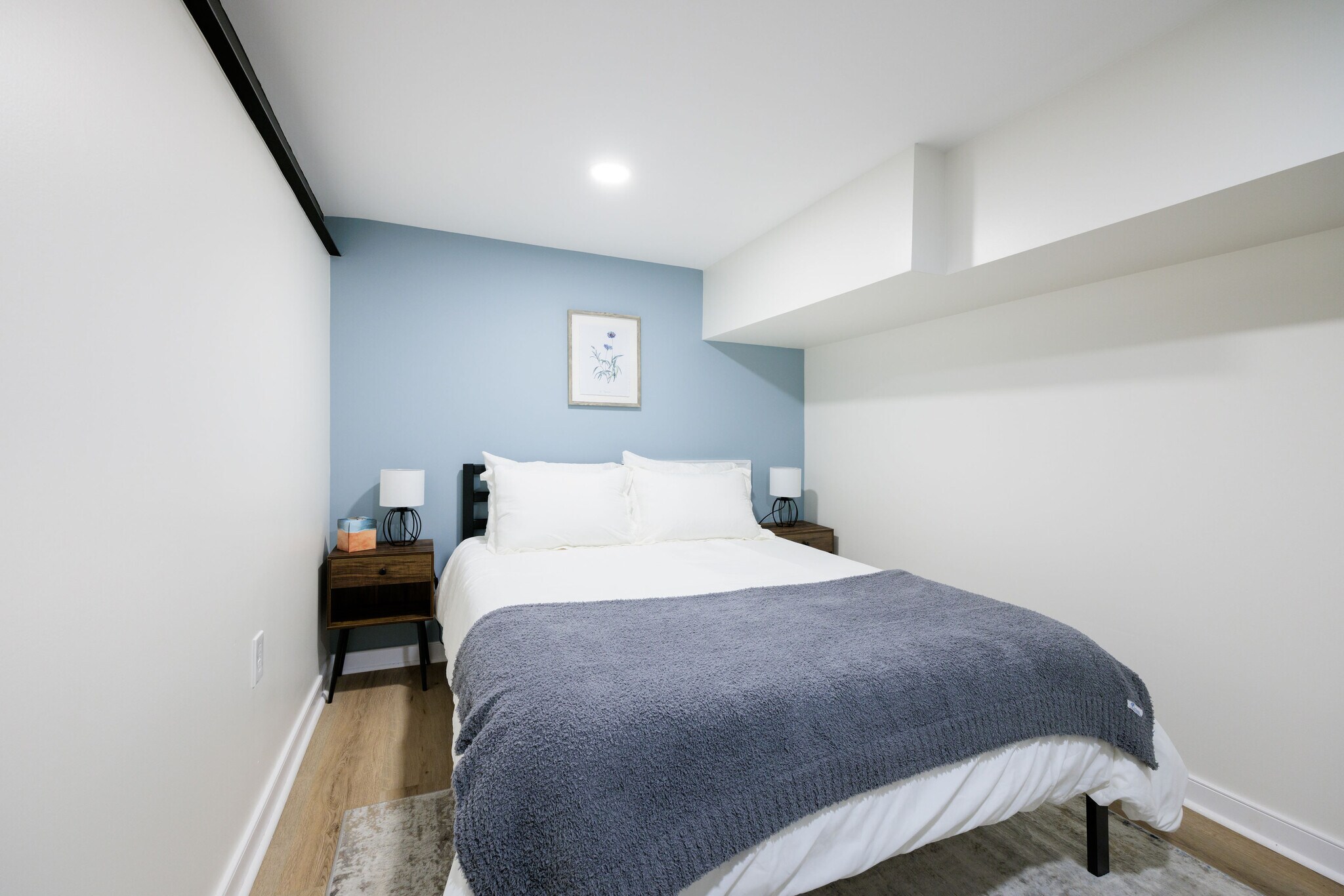 Building Photo - 7218 Monument Ave