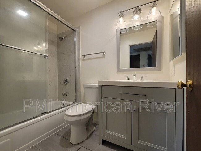 Building Photo - 5834 Sperry Dr