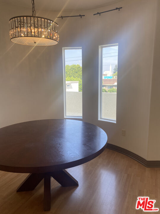 Building Photo - 1862 S Bentley Ave