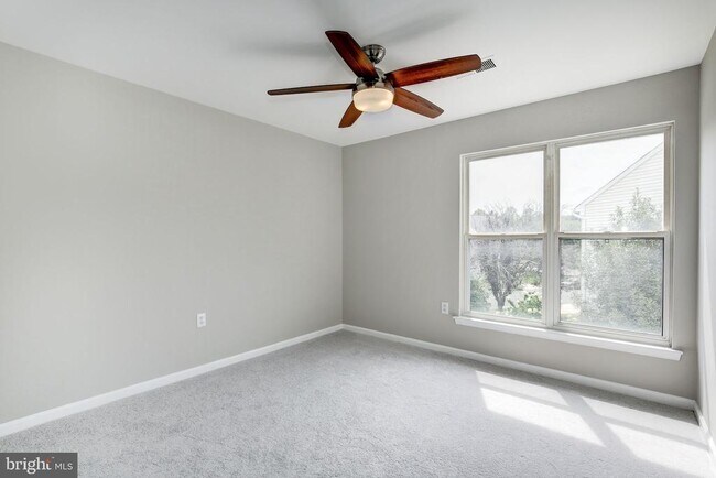 Building Photo - 2408 Ripplemeade Ct