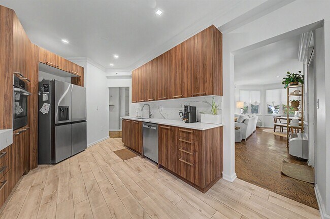 Building Photo - 4 Constellation Pl