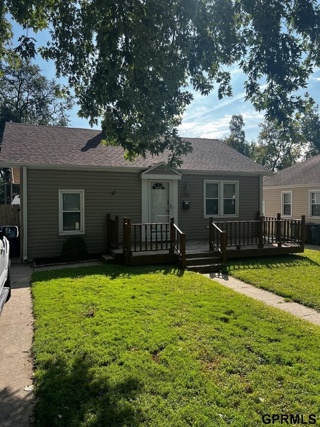 Primary Photo - 2505 Madison St
