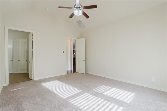 Building Photo - 10809 Grecian Dr