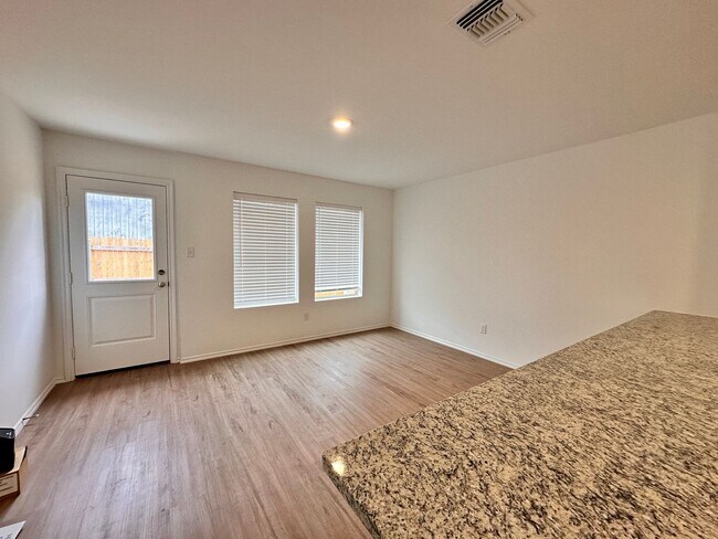 Building Photo - New 3 bedroom 2 1/2 bath home - Move in Deposit-Free! (If Qualified)