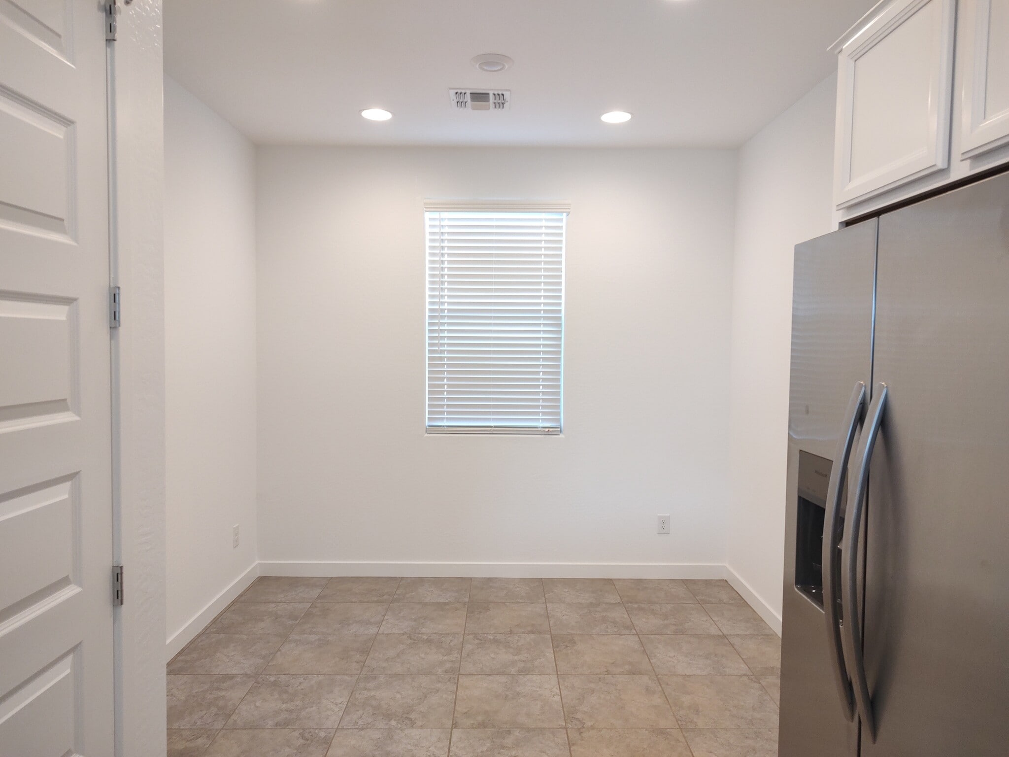 Building Photo - 6317 W Raymond St