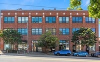 Building Photo - 417 E Pine St