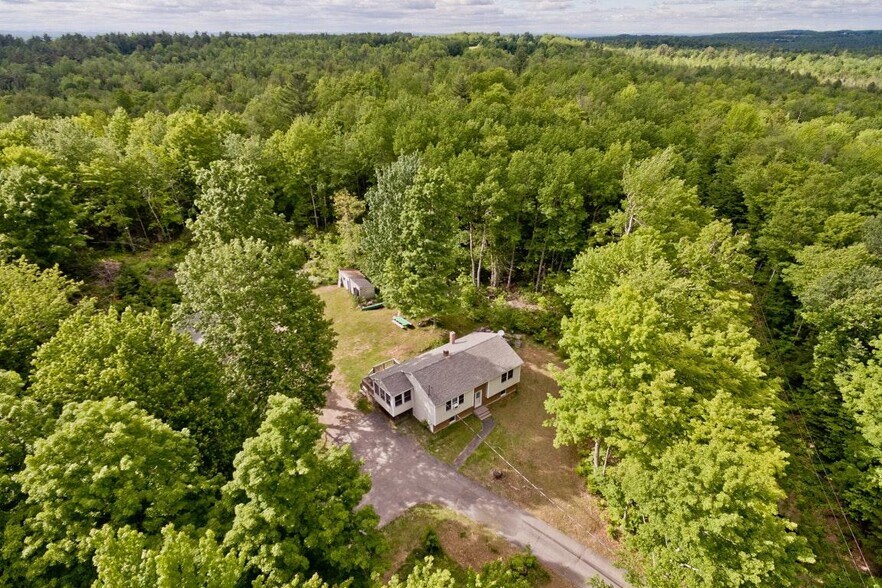 Building Photo - 407 Barnes Rd