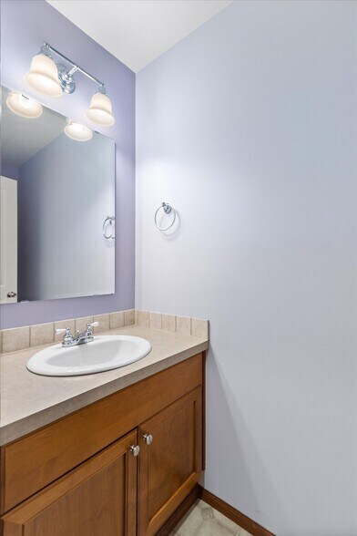 1st Floor 1/2 bath - 5926 SE 2nd Ct