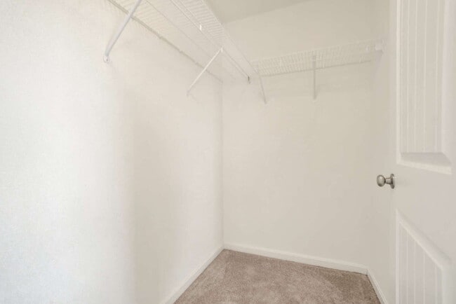 Building Photo - A Welcoming Place to Call Home in Red Lion