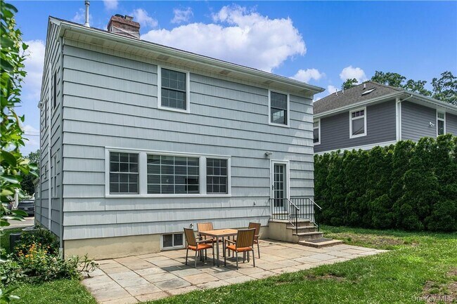 Building Photo - 74 Dearborn Ave