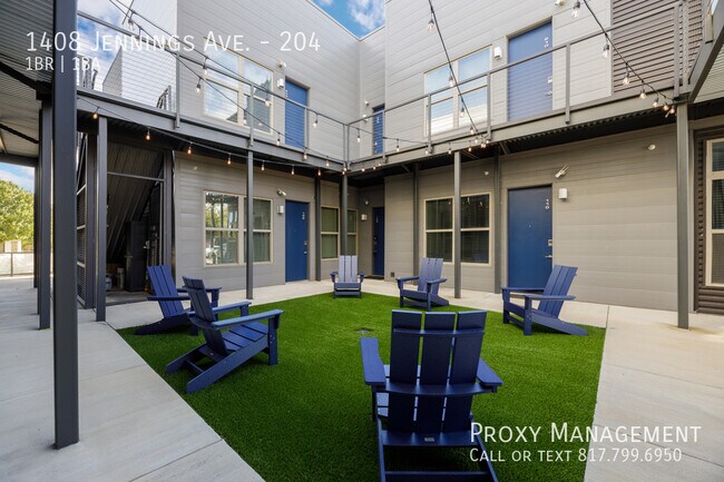 Building Photo - 1408 S Jennings Ave