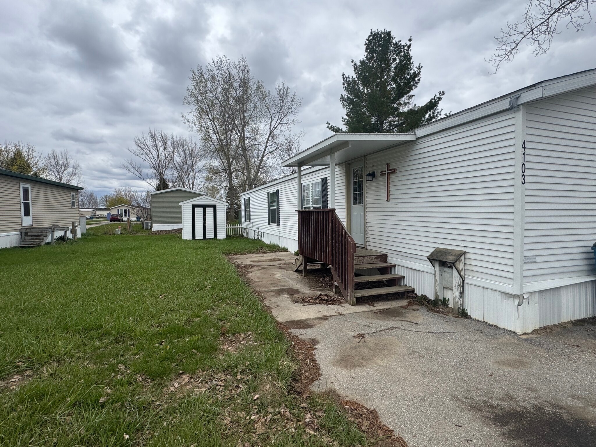 Building Photo - 4103 Lady Slipper Dr