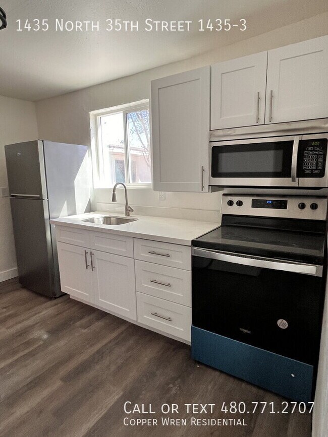 Primary Photo - 1435 N 35th St