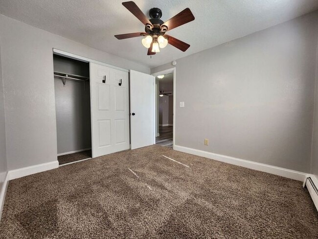 Building Photo - Cozy 2-Bed, 1-Bath Apartment – Upper Level with Covered Outdoor Space!
