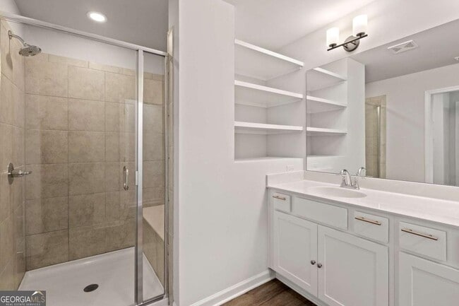 Building Photo - 1139 Lookout Ave NW