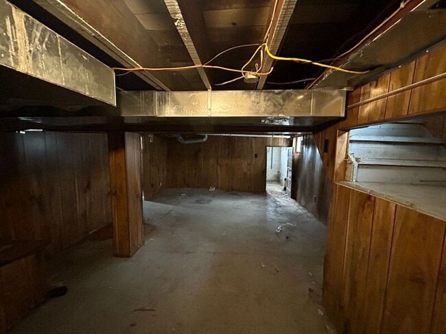 Building Photo - 4131 St Martins Pl