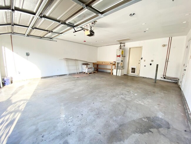 Building Photo - Single Story Home in Walnut Unified School...