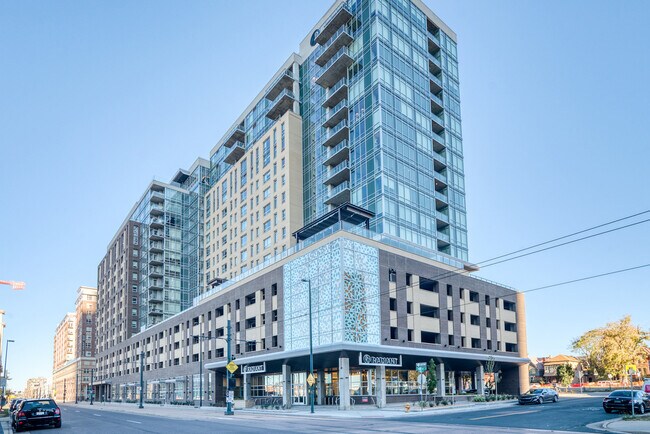 Building Photo - 2100 Welton St