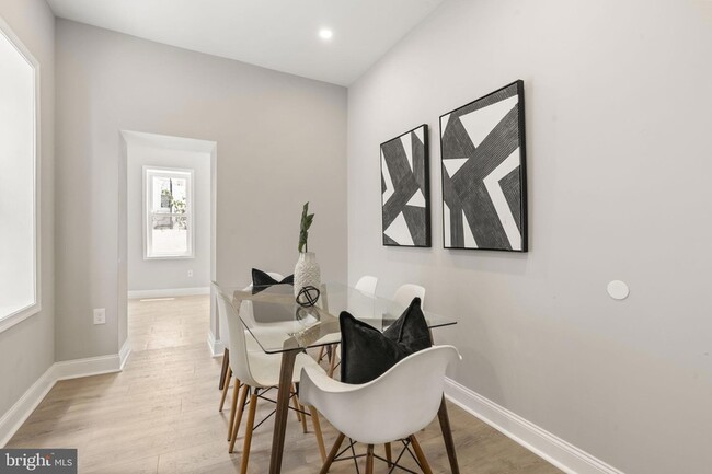 Building Photo - 2571 Coral St