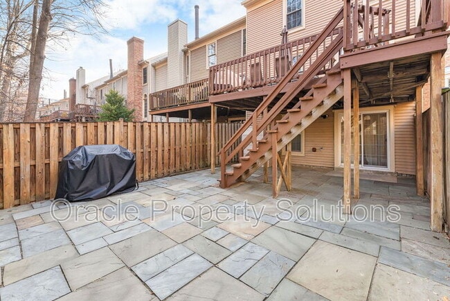 Building Photo - 5461 Grove Ridge Way