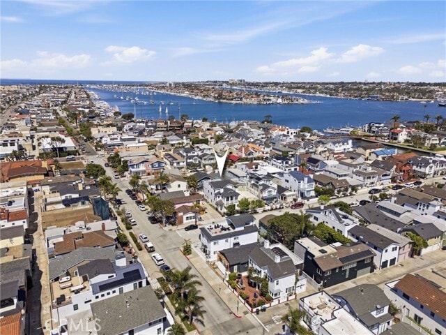 Building Photo - 305 Montero Ave