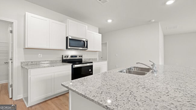 Building Photo - 102 Glenrise Dr