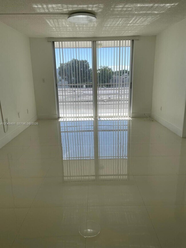 Building Photo - 14170 SW 84th St