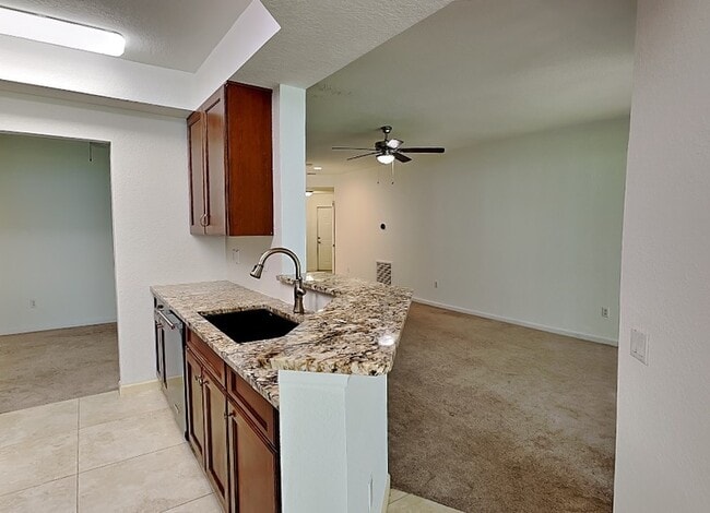 Building Photo - 5049 Maxon Terrace