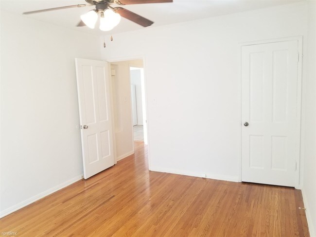 Building Photo - 1 br, 1 bath  - 1211 S Westmoreland Ave