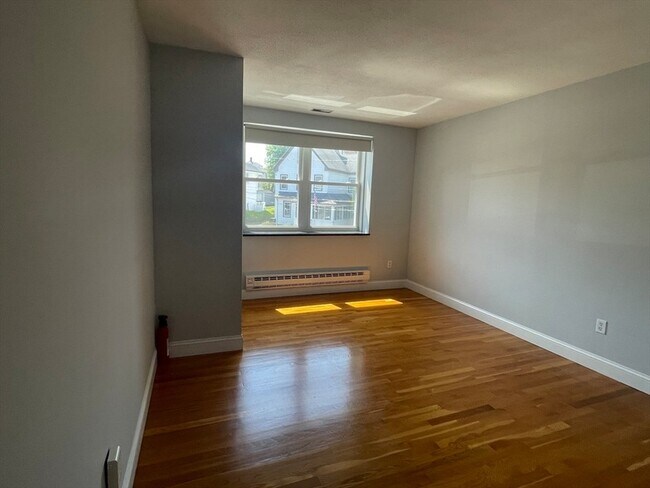 Building Photo - 530 VFW Parkway