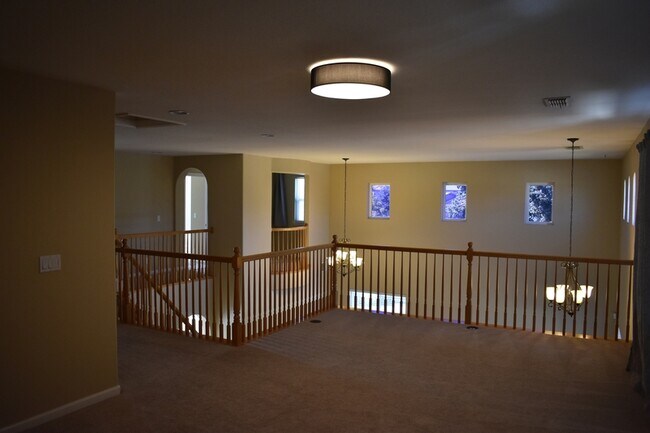 Building Photo - 11079 Malibu Ave